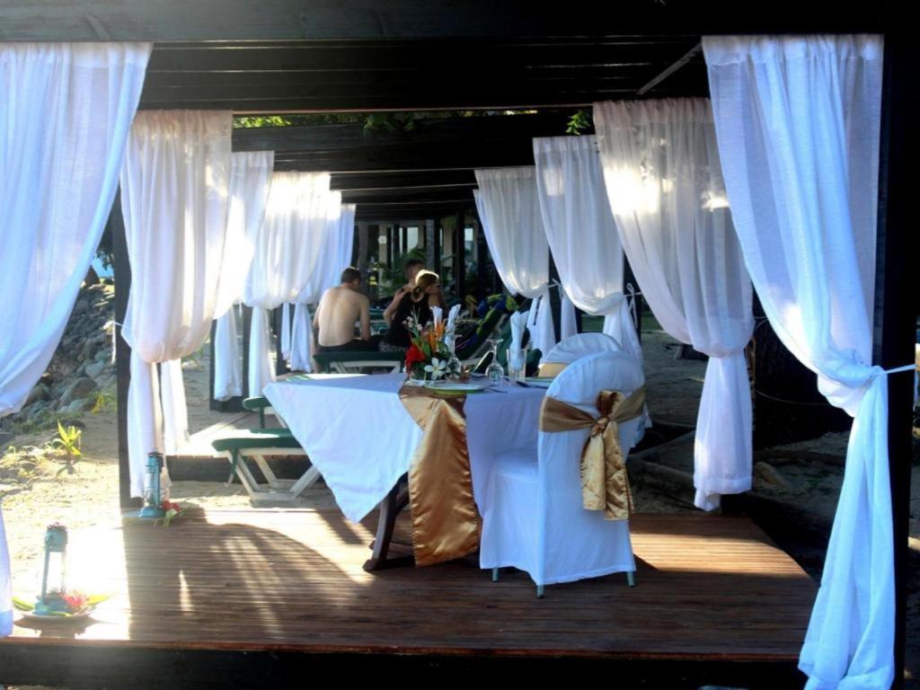 Anchorage Beach Resort Viseisei Eksteriør bilde